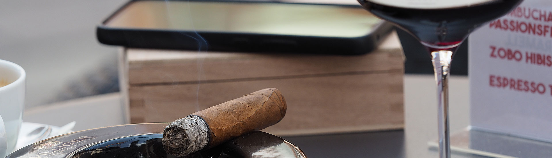 Ratgeber: Besser Vapes als Zigaretten? - Suchtberatung ags - Kanton Aargau